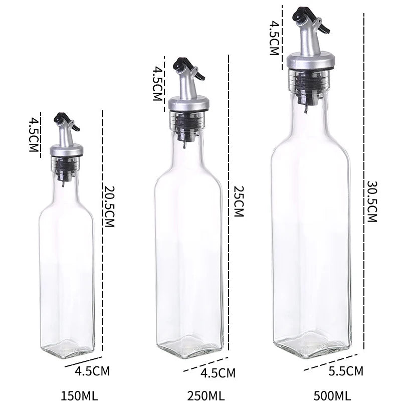 Leak-proof kitchen sauce bottle with precision nozzle for sauces